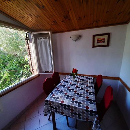 Apartment Spanjol Anka Rab Town Luaran gambar