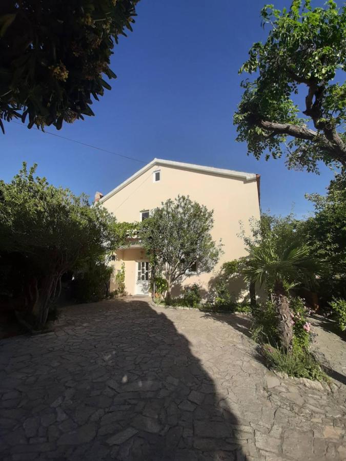 Apartment Spanjol Anka Rab Town Luaran gambar